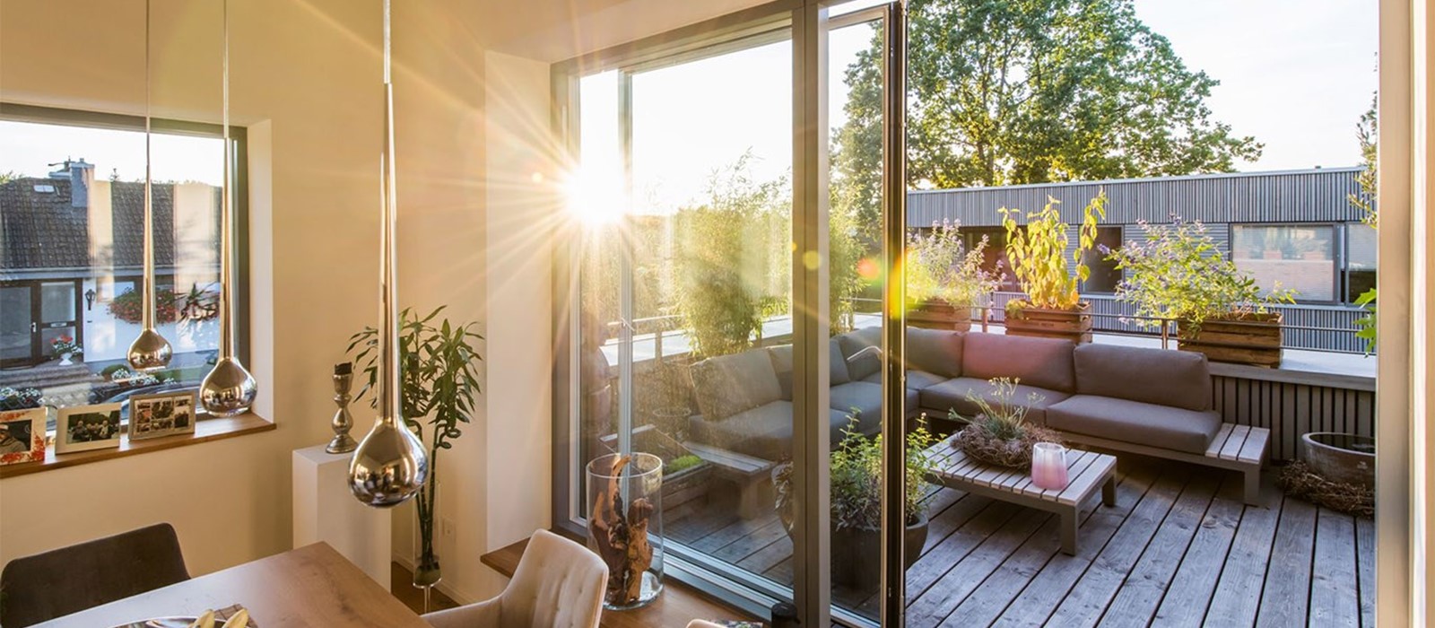 Single Sliding Door at Minimal Frame Projects